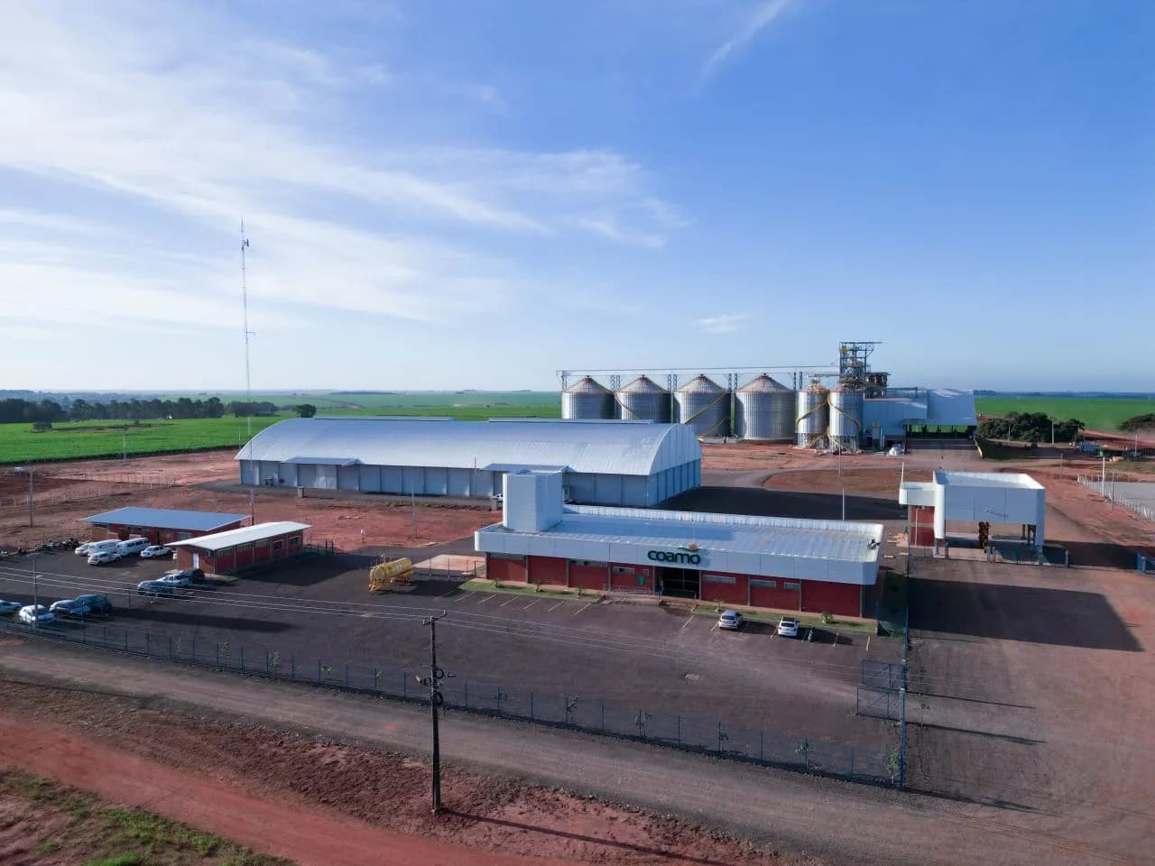 Coamo Cooperativa – Entreposto de Ponta Porã-MS – foto de capa da obra