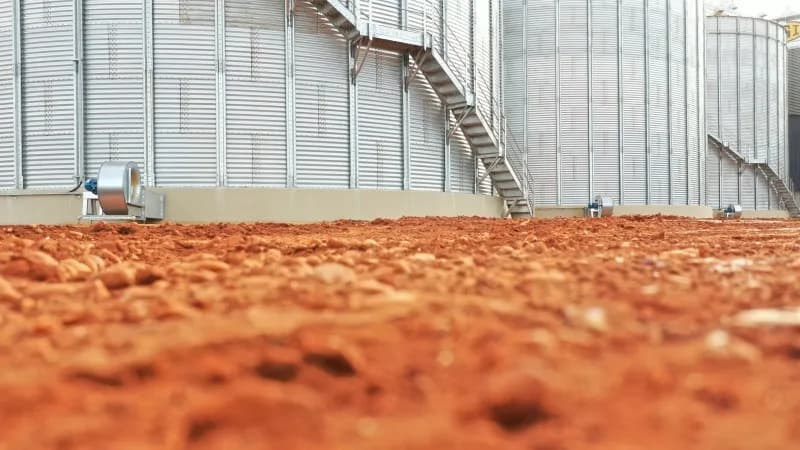 Und de Armazenagem de Grãos – foto 1 da obra
