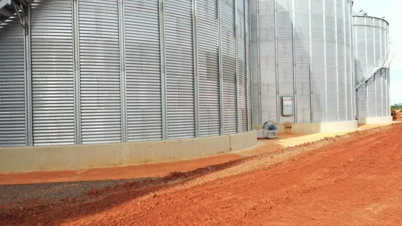 Und de Armazenagem de Grãos – foto 8 da obra